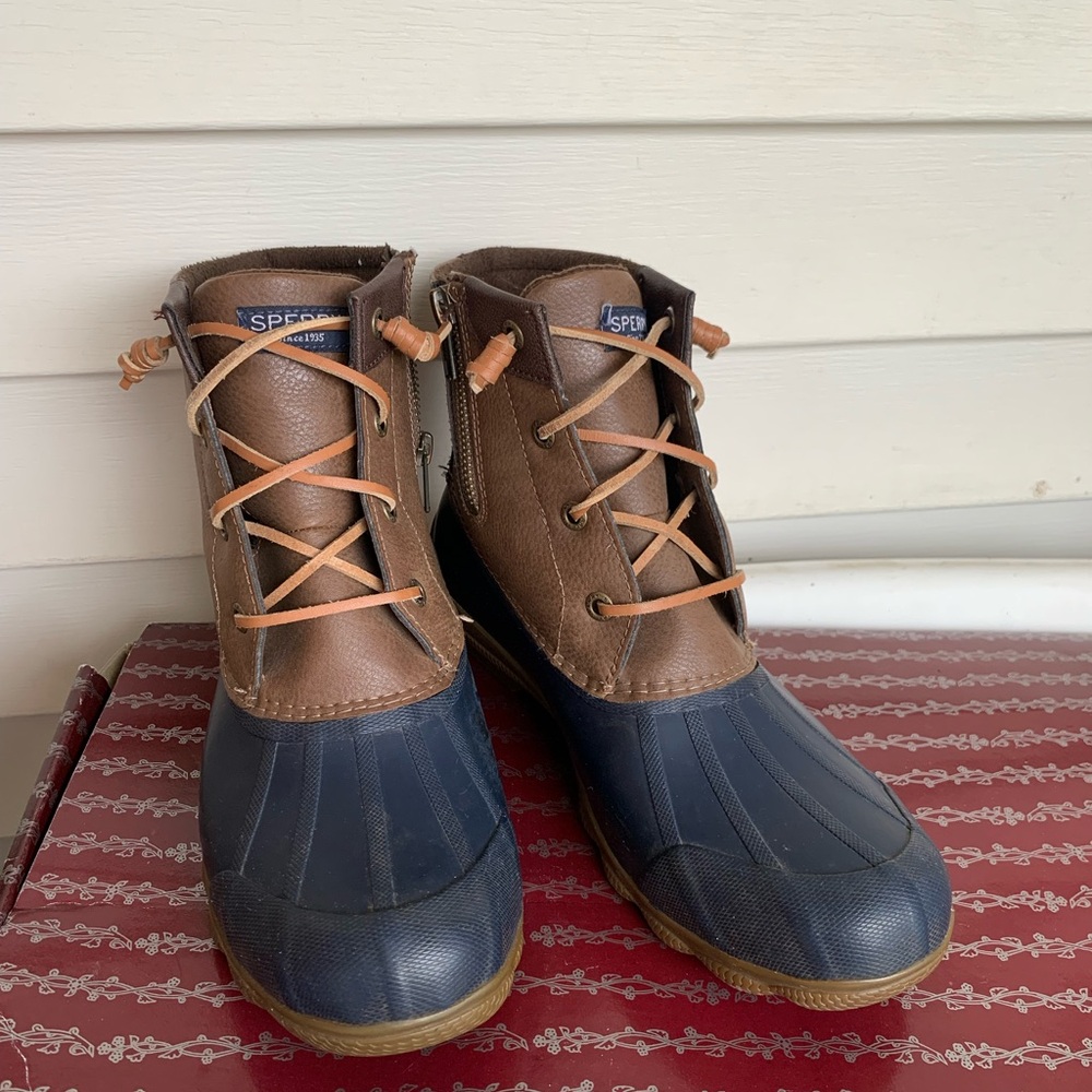 Sperry Tan and Blue Boots